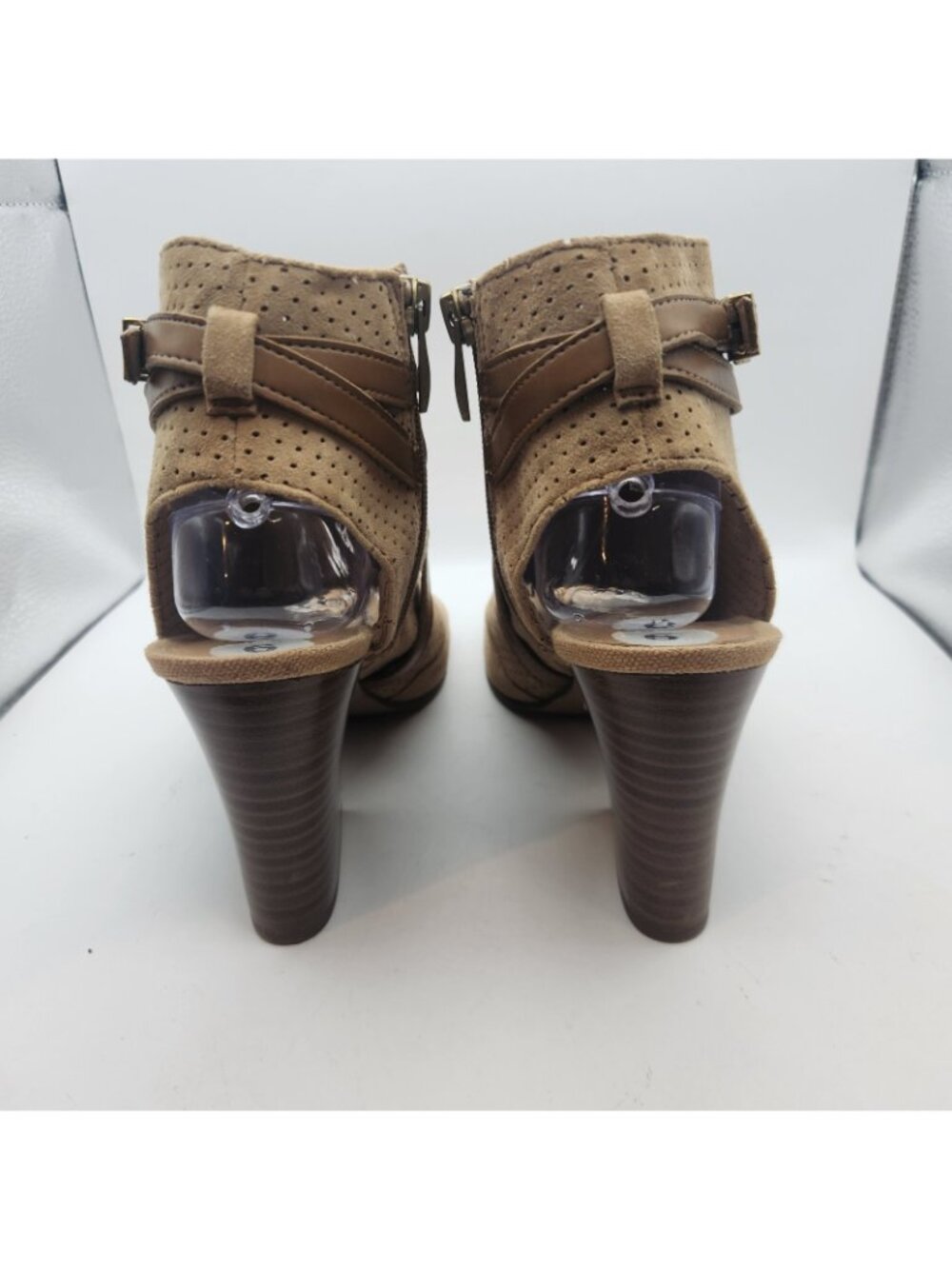 Franco Sarto Brown Leather Upper Peep Toe Strappy Buckle Cuban Heel Siz 9 M USED - Picture 5 of 10